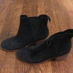 Toms booties suede 8.5
